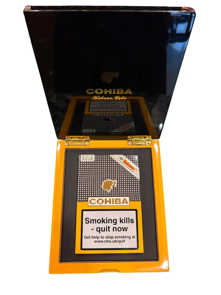 Cohiba Exquisitos - branded gift box - Pack Of 5 Cigars 